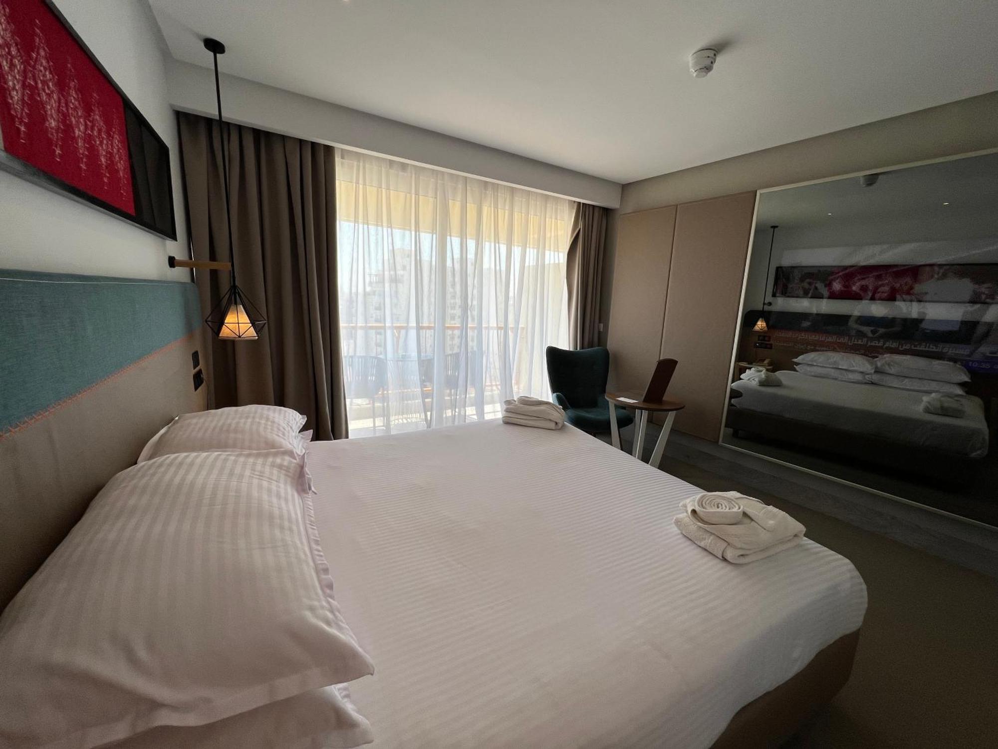Sousse Pearl Marriott Resort & Spa Esterno foto A room at the hotel