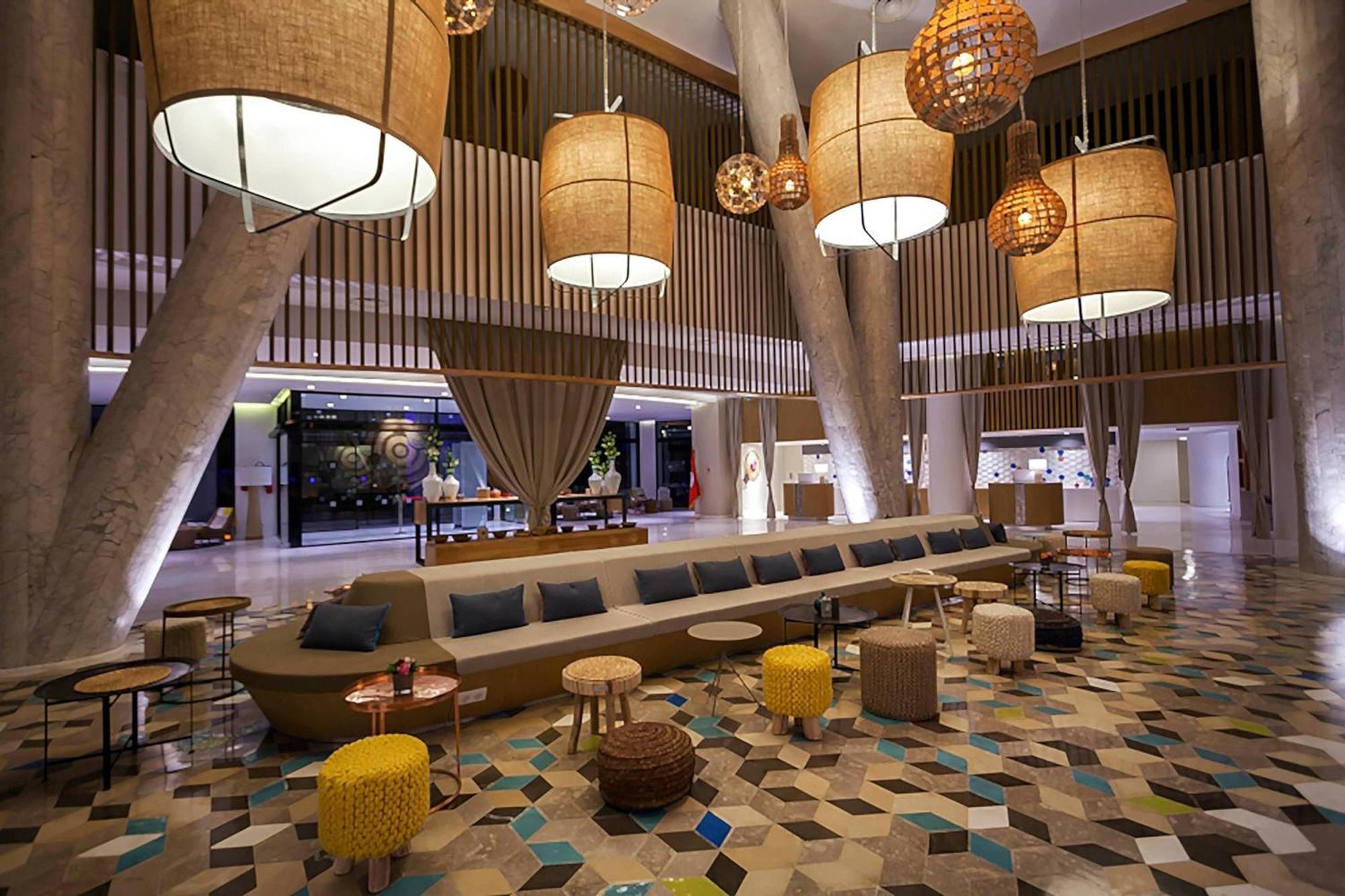 Sousse Pearl Marriott Resort & Spa Esterno foto The lobby of the hotel